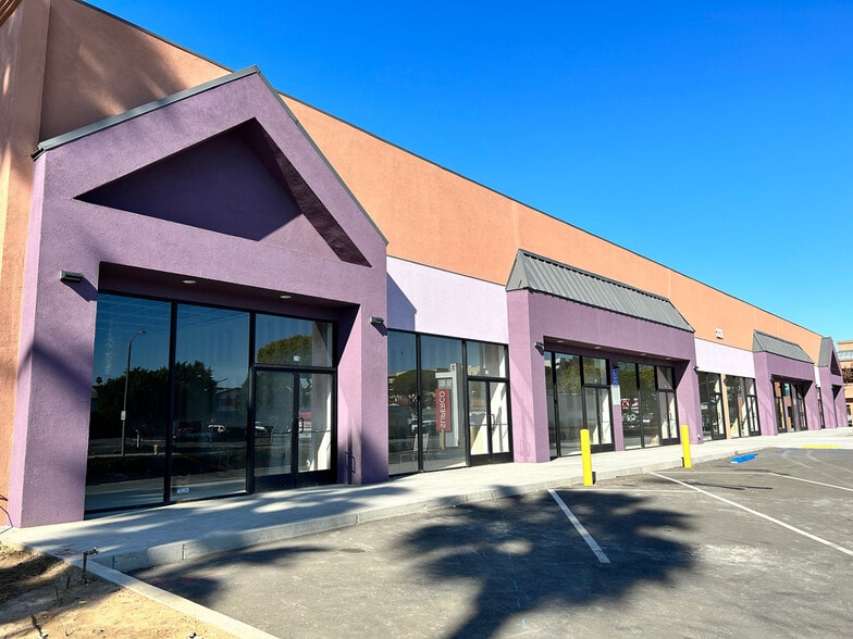 More Photos Of 145 N Atlantic Blvd, Monterey Park Unknown For Lease