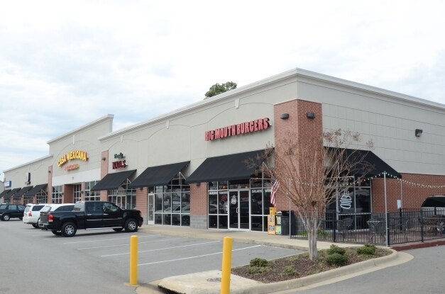 More Photos Of 5311 Highway 5 N, Bryant Freestanding For Lease