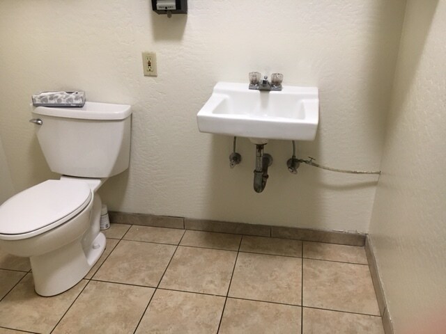 More Photos Of 380 Swift Ave, South San Francisco Warehouse For Lease