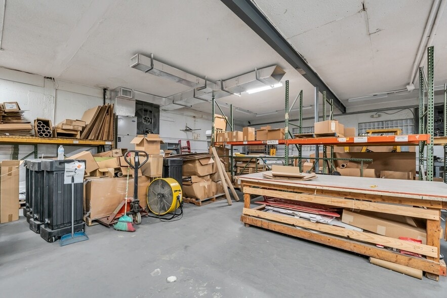 More Photos Of 1080 E 24th St, Hialeah Warehouse For Sale