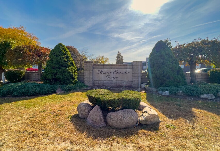 More Photos Of 214 E Elm Ave, Monroe Office For Lease