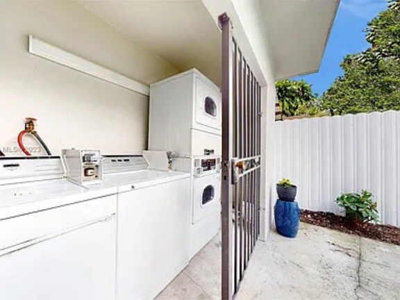 More Photos Of 420 SW 14th Ave, Miami Apartments For Sale