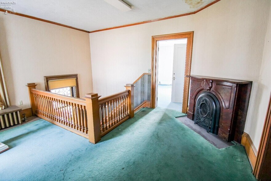 More Photos Of 516 W Washington St, Sandusky Office For Sale