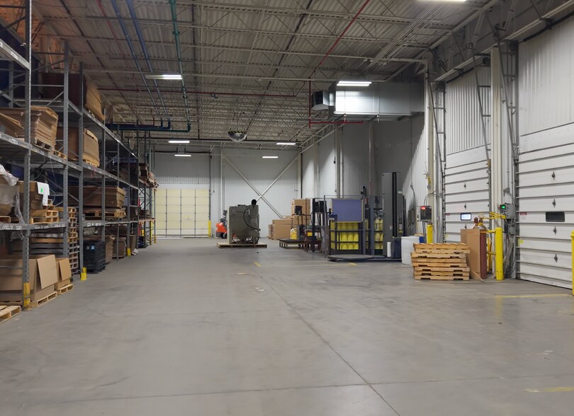 More Photos Of 105 Industry Dr, Versailles Manufacturing For Sale