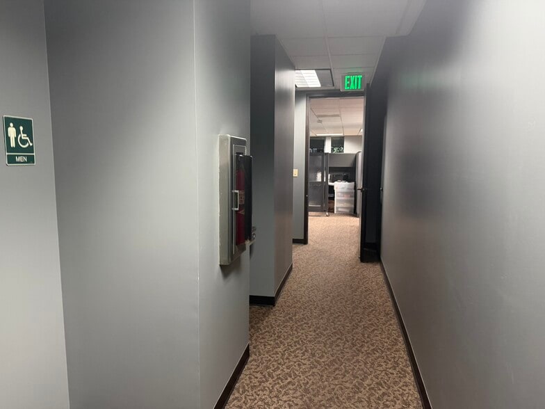 More Photos Of 6080 Greenwood Plaza Blvd, Greenwood Village Office For Lease