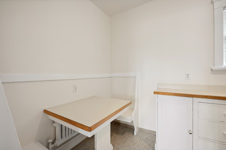 More Photos Of 605 E Denny Way, Seattle Apartments For Sale