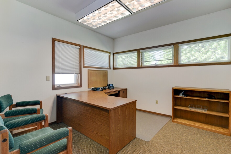 More Photos Of 2120 Caton Way SW, Olympia Medical For Sale