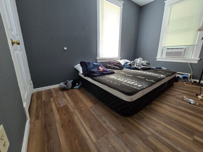 More Photos Of 60-62 Mill St, Newton Apartments For Sale
