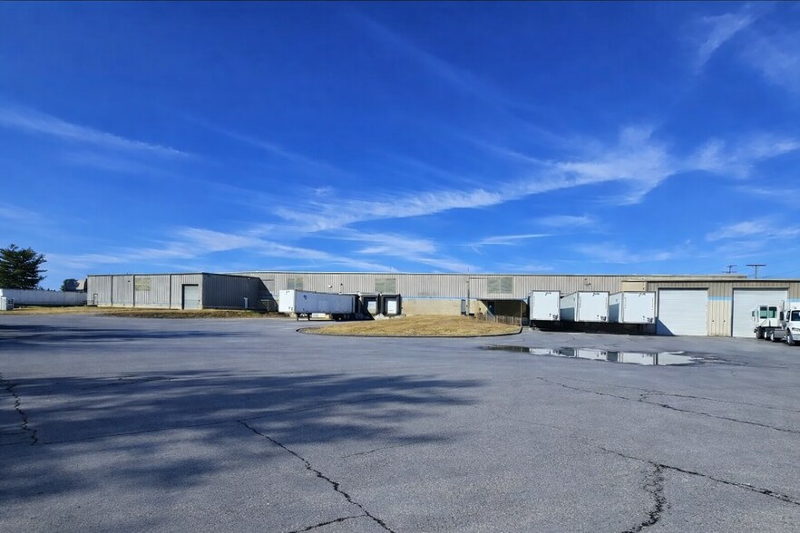 More Photos Of 280 Thomas Rd, Bristol Manufacturing For Lease