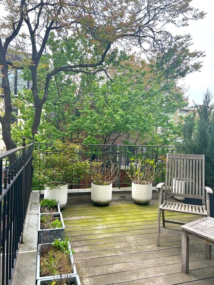 More Photos Of 28 W 89th St, New York Apartments For Sale