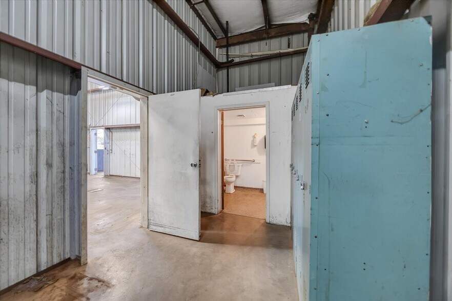 More Photos Of 767 Murphys Creek Rd, Murphys Service For Sale