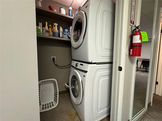 More Photos Of 1029 E Washington Ave, Mcalester Rehabilitation Center For Sale