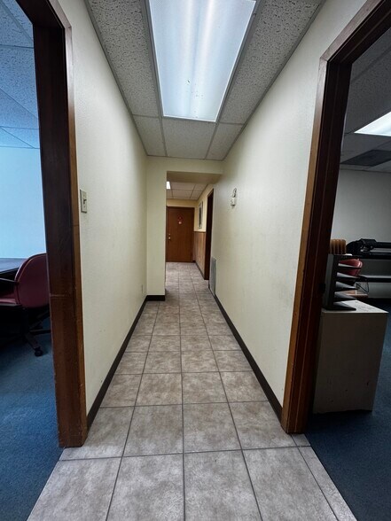 More Photos Of 300 Palm Dr, Corpus Christi Warehouse For Sale