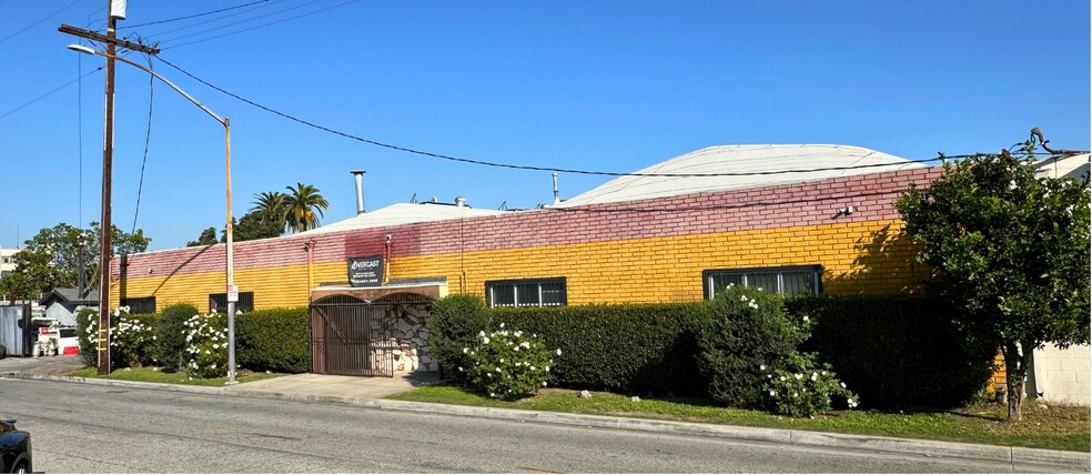 More Photos Of 6520 Alameda St, Huntington Park Warehouse For Lease