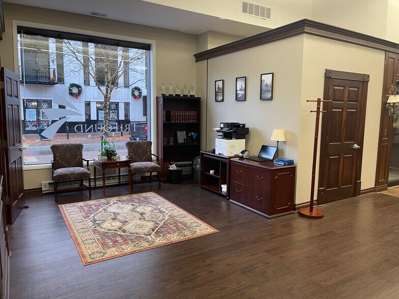 More Photos Of 107 W Michigan Ave, Kalamazoo Office For Lease