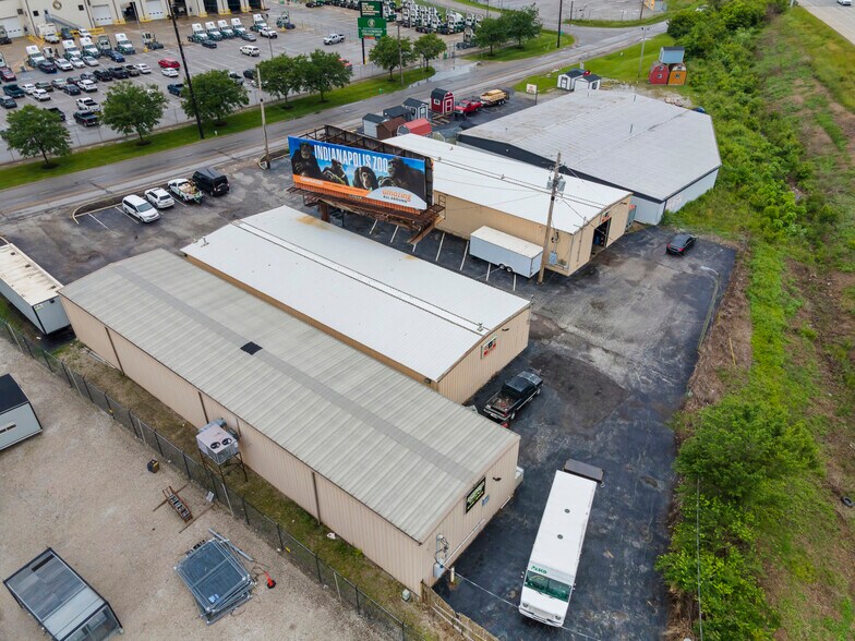 More Photos Of 4210 W Morris St, Indianapolis Warehouse For Sale