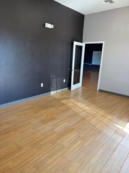 More Photos Of 946 Tamiami Trl, Port Charlotte Medical For Lease