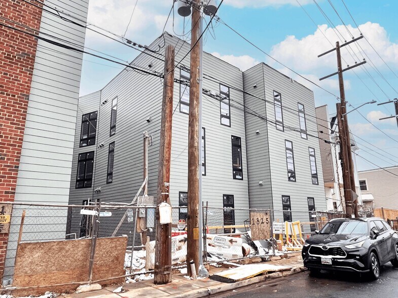 More Photos Of 1825 Kendall St NE, Washington Apartments For Sale