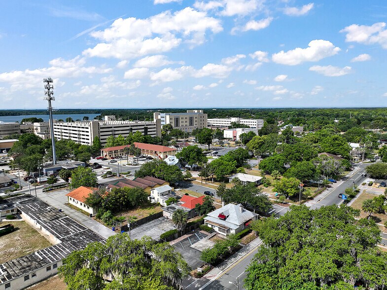 More Photos Of 324 N Texas Ave, Tavares Office For Lease