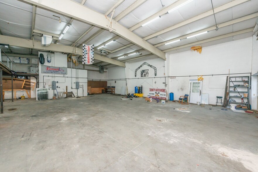 More Photos Of , Weaverville Unknown For Sale