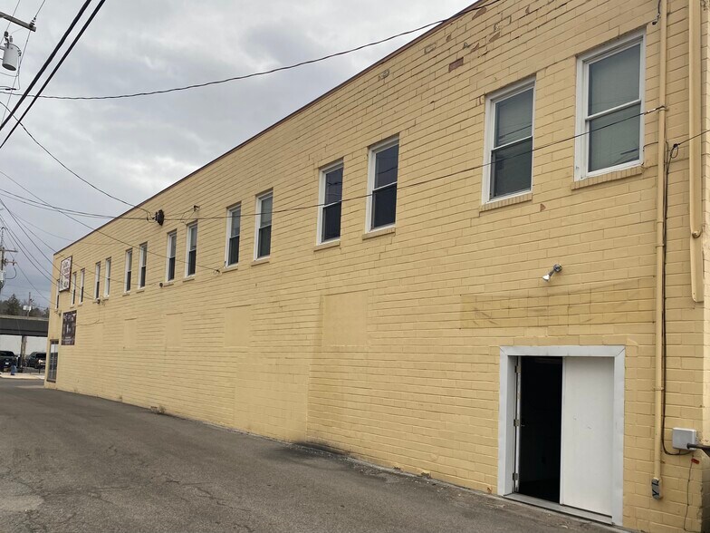 More Photos Of 214 3rd St, Elkins General Retail For Sale