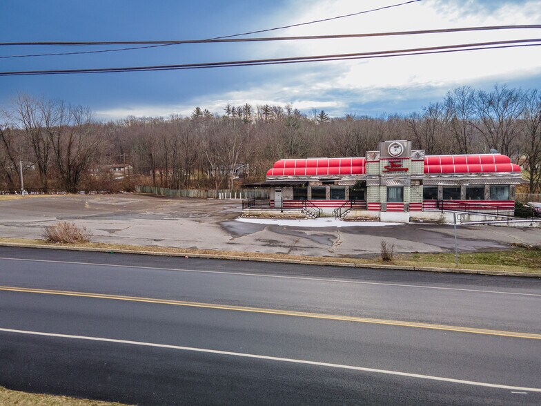 More Photos Of 5000 Milford Rd, East Stroudsburg Freestanding For Sale