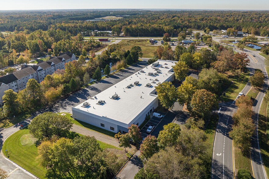 More Photos Of 13001-13017 N Kingston Ave, Chester Light Distribution For Lease