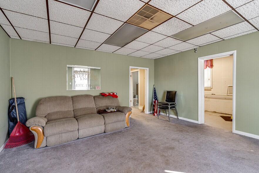 More Photos Of , Chattanooga Unknown For Sale