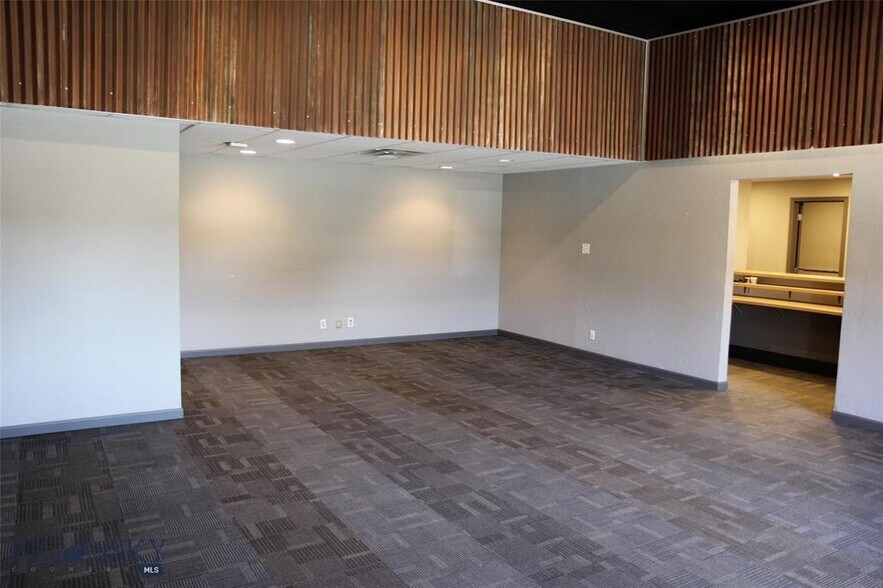 More Photos Of 1554 Harrison Ave, Butte Office For Sale