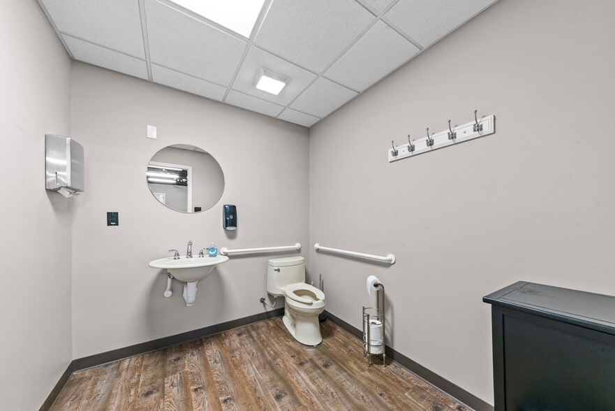More Photos Of 4440 Tuck Rd, Loganville Research And Development For Sale