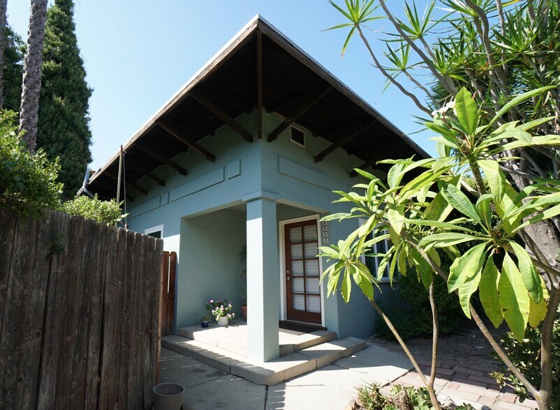 More Photos Of 6043-6053 Selma Ave, Los Angeles Apartments For Sale