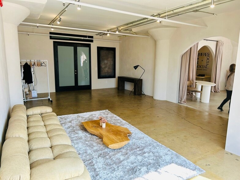 More Photos Of 120 E 8th St, Los Angeles Loft Creative Space For Lease