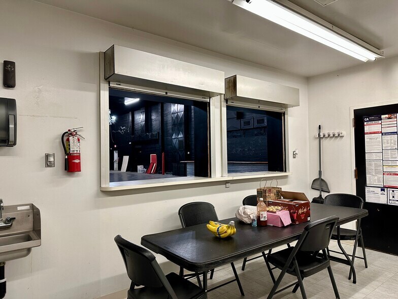 More Photos Of 4979 Olivehurst Ave, Olivehurst General Retail For Sale