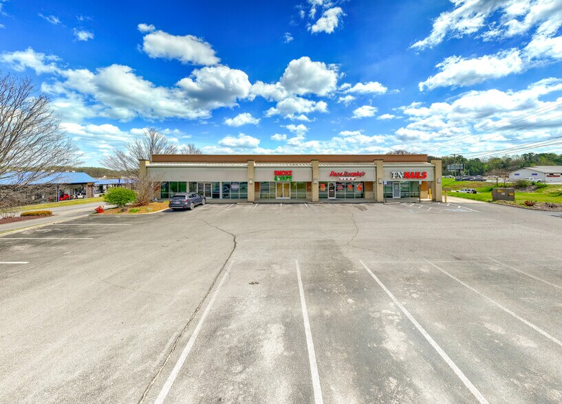 More Photos Of 770 S Jefferson Ave, Cookeville General Retail For Lease