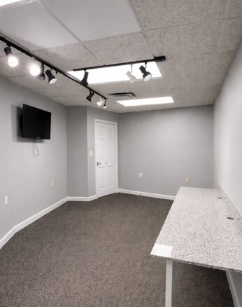 More Photos Of 448 N Battlefield Blvd, Chesapeake Storefront Retail Office For Lease