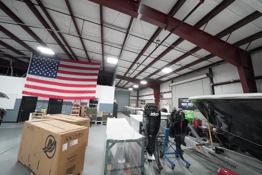 More Photos Of 1468 Skees Rd, West Palm Beach Warehouse For Lease