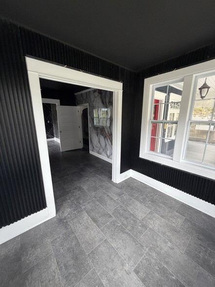 More Photos Of 80 Jefferson St, Monticello Office Residential For Sale