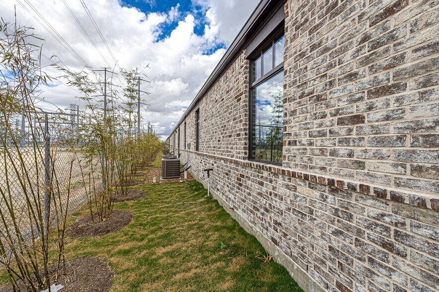 More Photos Of 2035 N Mason Dr, Katy Medical For Lease