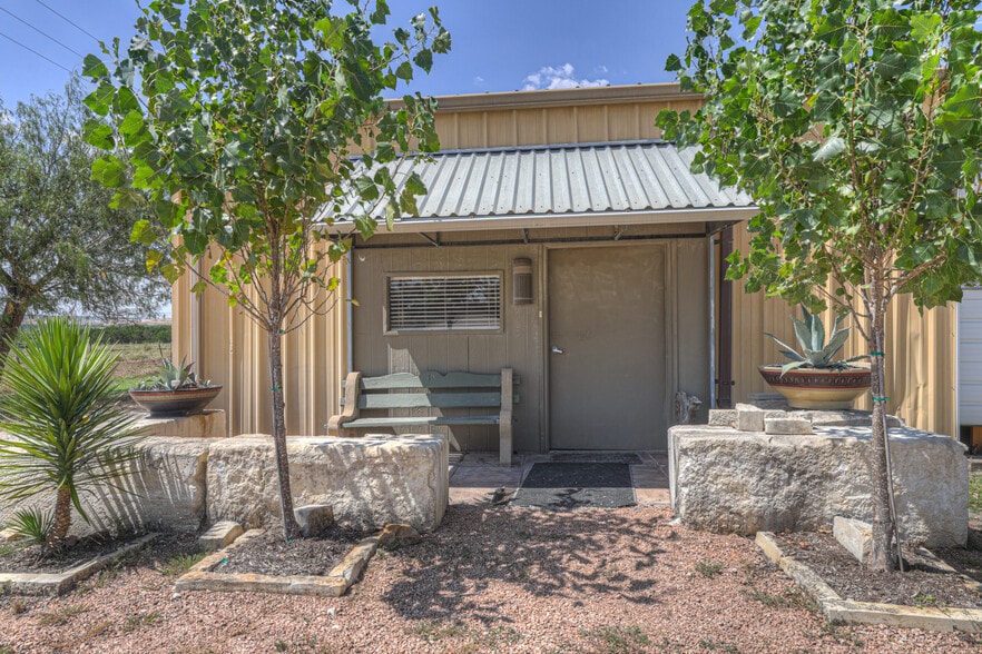 More Photos Of 7846 FM482, New Braunfels Industrial For Sale