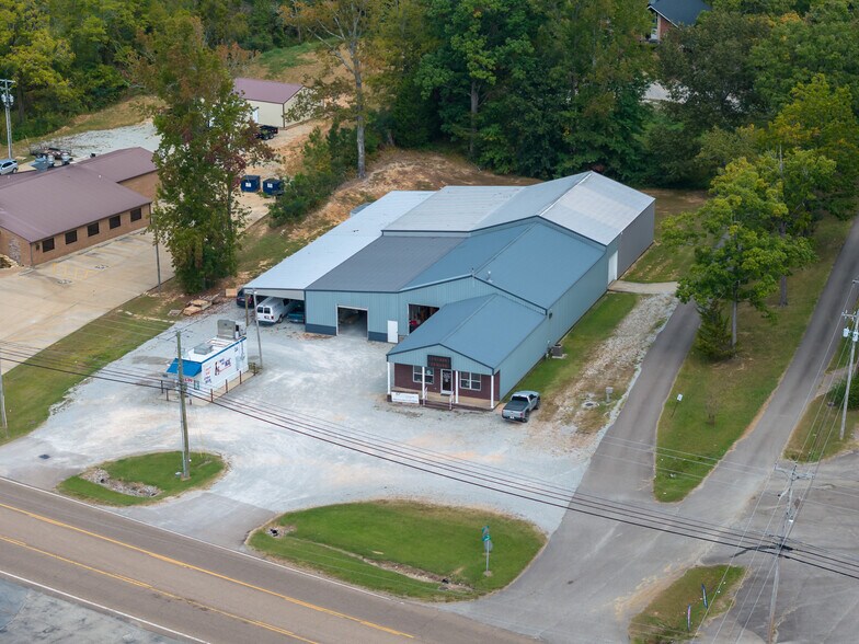 More Photos Of 455 E Main St, Parsons General Retail For Sale