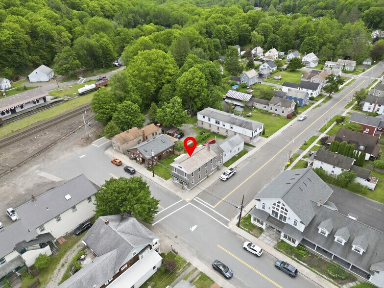 More Photos Of 27 Main St, Chester Storefront Retail Residential For Lease