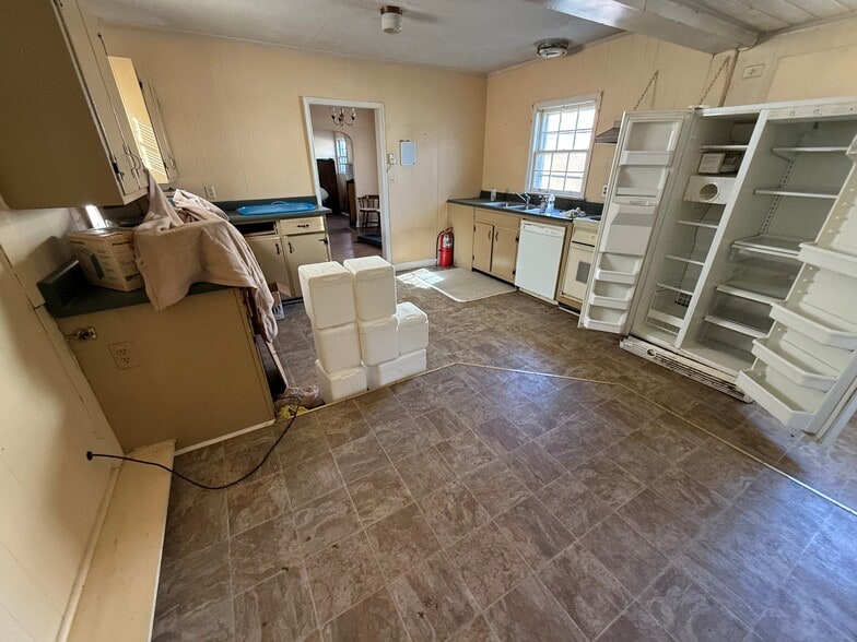 More Photos Of 317 Longwood Dr SW, Huntsville Office Residential For Sale