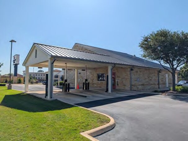 More Photos Of 16767 Huebner Rd, San Antonio Bank For Sale