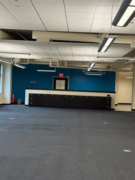 More Photos Of 215 Riverfront Ter, Eau Claire Office For Lease