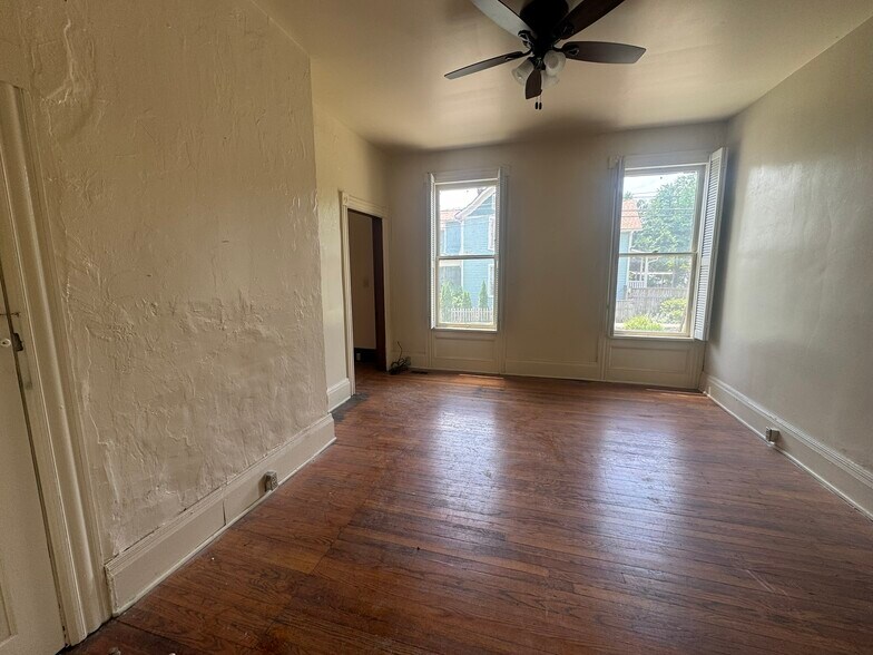 More Photos Of 903 Luttrell St, Knoxville Apartments For Sale