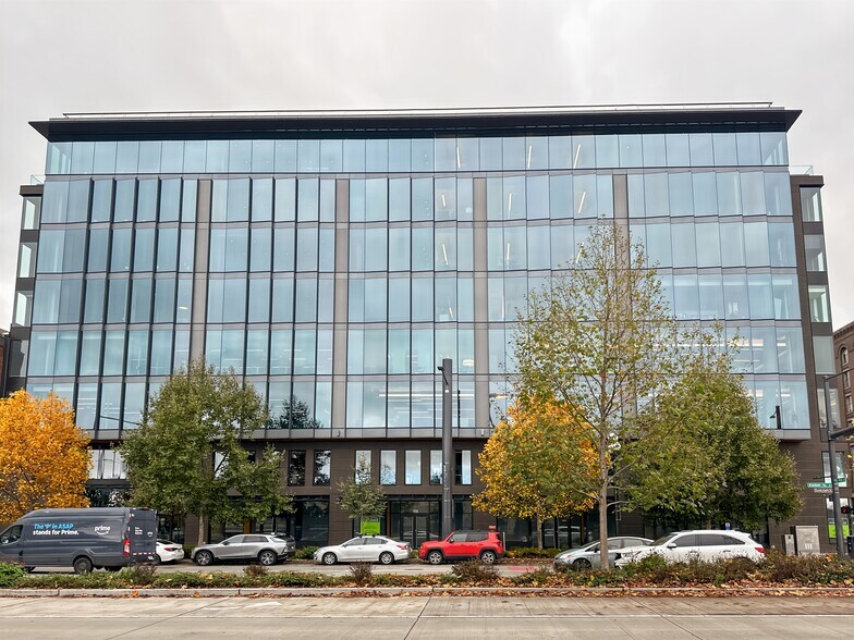 More Photos Of 450 Alaskan Way S, Seattle Coworking Space