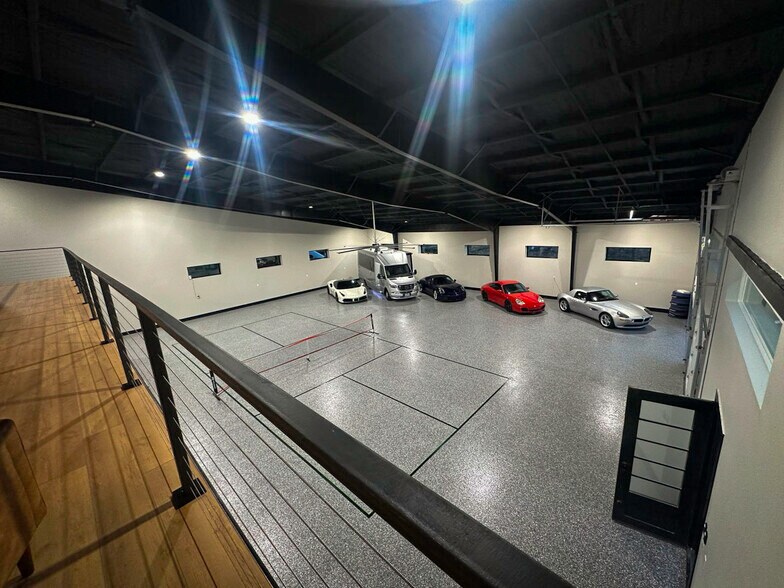 More Photos Of 1211 O Reilly Dr, Lakeway Showroom For Sale