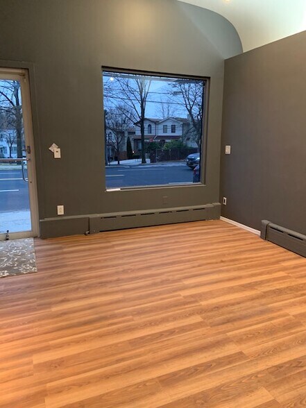 More Photos Of 1299 Richmond Rd, Staten Island Freestanding For Sale