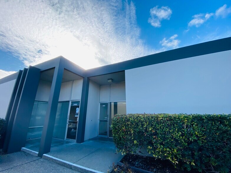 More Photos Of 2984-3018 Scott Blvd, Santa Clara Office For Lease