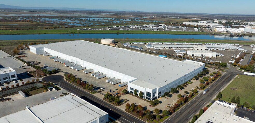 More Photos Of 3600 Massie Ct, West Sacramento Warehouse For Lease